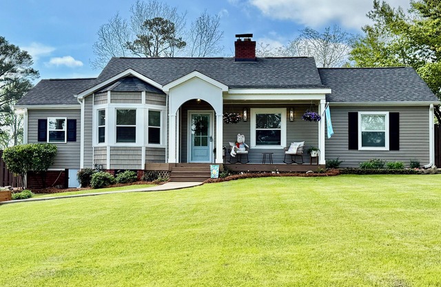 Beautiful home near the Augusta National