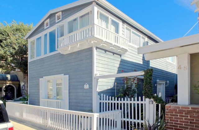 Beautiful Home, Prime Location/Large Windows/Beach Community Near Belmont Shore
