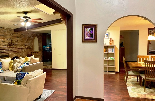 Beautiful house with Character in Central of Fort Worth