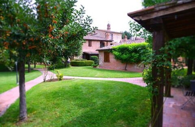 Beautiful apartment for 6 people with WIFI, pool, A/C, TV, veranda and parking