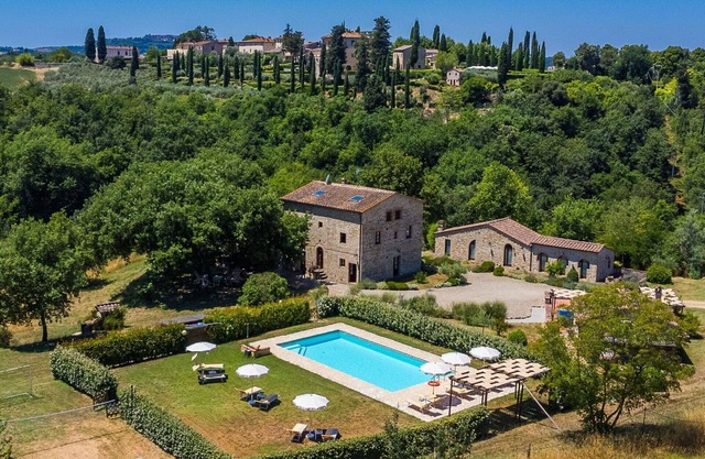 Beautiful apartment in villa with A/C, WIFI, private pool, TV, patio and panoramic view