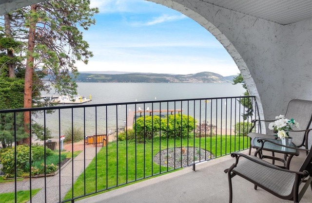 Beautiful Lake Front @ the Lake Okanagan Resort!