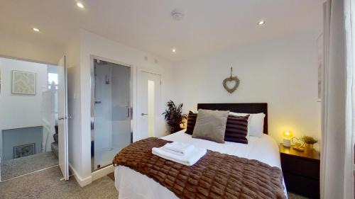 Beautiful London SW12, Flat
