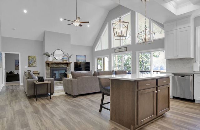 Beautiful new construction in Turtle Head community on Lake Keowee