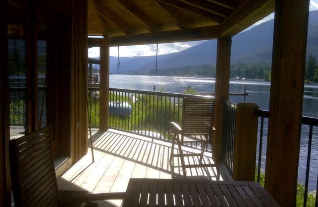 Beautiful Newer Waterfront Home