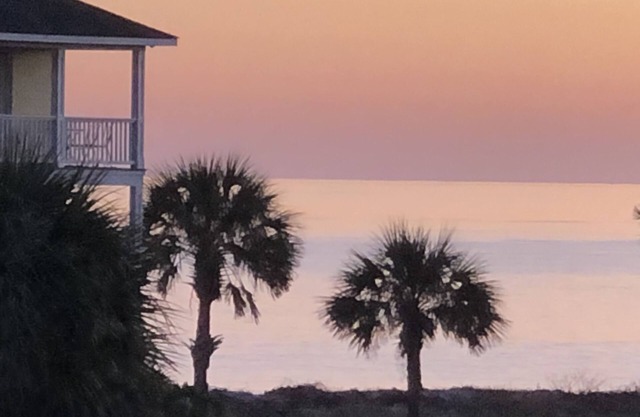 Beautiful ocean views from every room. Very close to beach.
