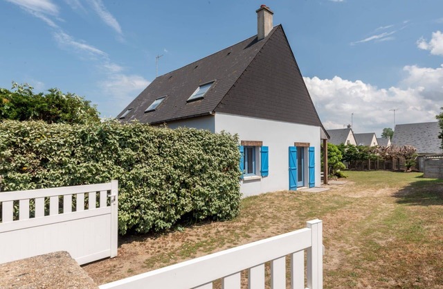 Beautiful private villa for 8 people with WIFI, TV, terrace and parking
