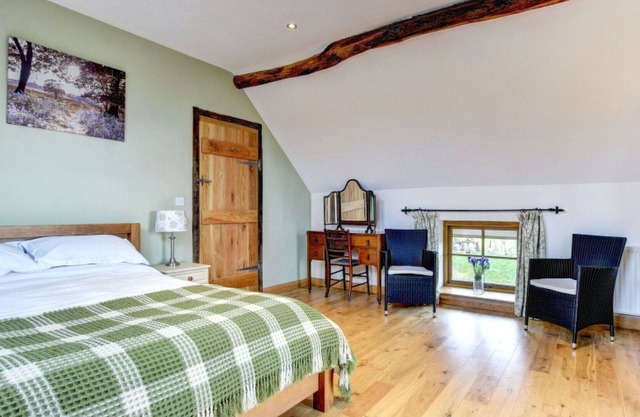 Beautiful private villa for 6 people with WIFI, hot tub, TV, patio, panoramic view and parking