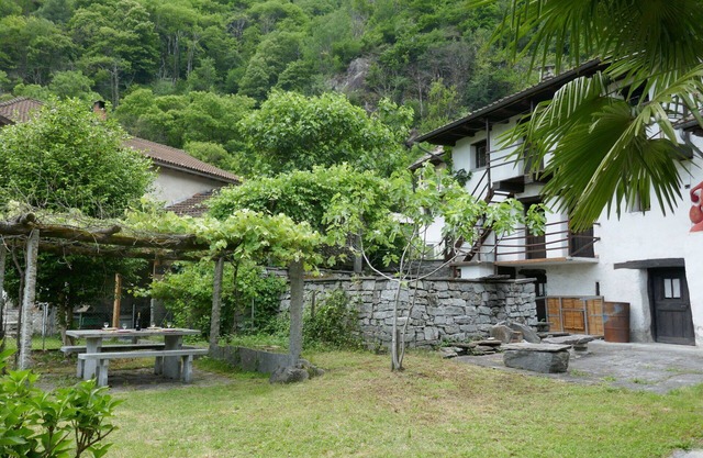 Beautiful private villa for 4 guests with WIFI, TV, patio, panoramic view and parking