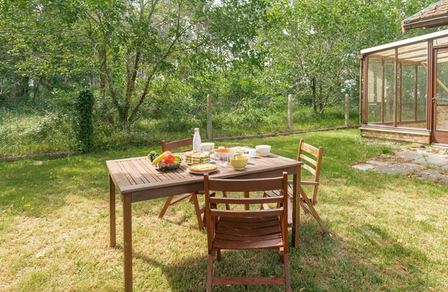 Beautiful private villa for 3 guests with WIFI, TV, terrace and pets allowed