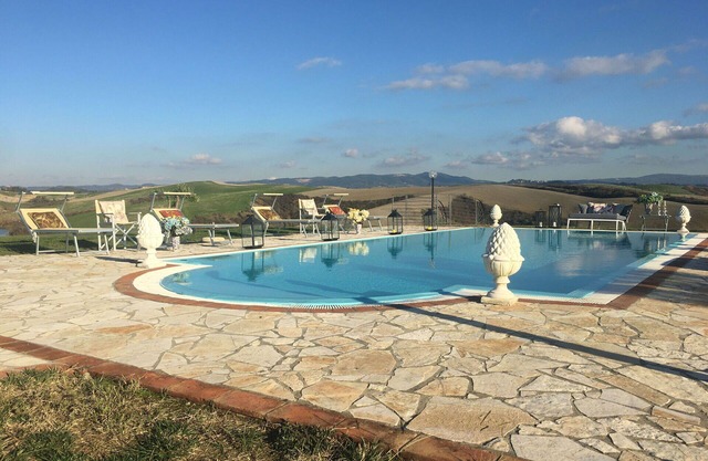 Beautiful private villa with private pool, WIFI, A/C, TV, patio, panoramic view and parking