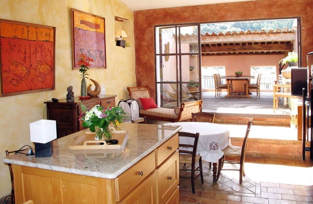 Beautiful private villa for 6 people with WIFI, A/C, TV, terrace and pets allowed