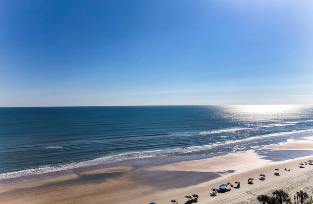 Beautiful, Recently updated Condo! - GORGEOUS Ocean Views!