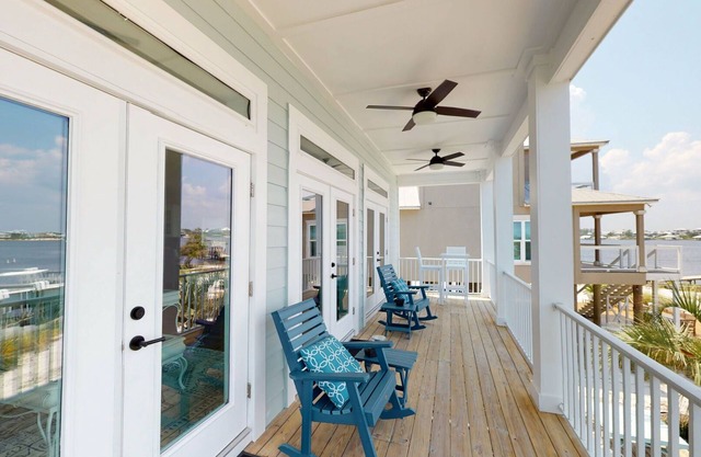 Beautiful renovated Bayfront home, short walk to the beach, views views views!