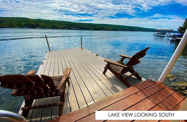 Beautiful Retreat w/Amazing Views-Kayak&Canoe! Lakefront! Free WIFI