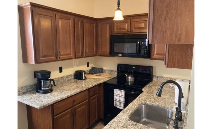 Beautiful Room in Historic Firehouse on River, Full Privacy!