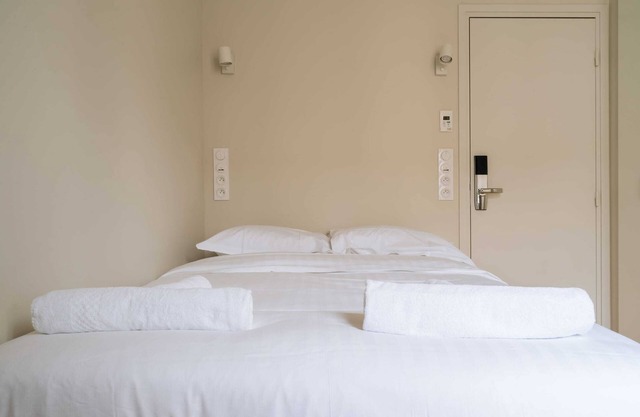 Beautiful room with ensuite bathroom in Paris!