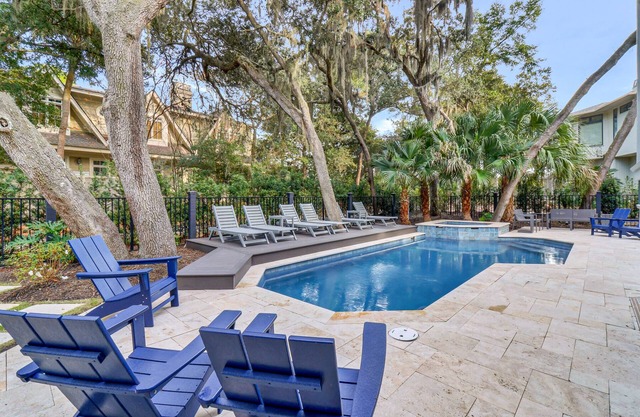 Beautiful & Spacious Third Row Ocean Sea Pines Home with Private Pool & Spa