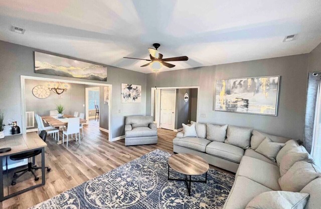Beautiful, Spacious, Hidden Gem In Heart of ILM