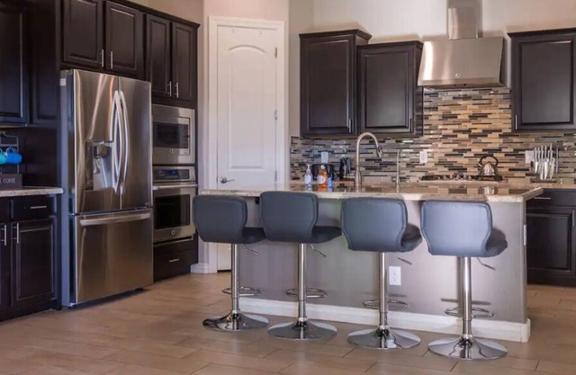 Beautiful Spacious Oasis w/ Pool and BBQ