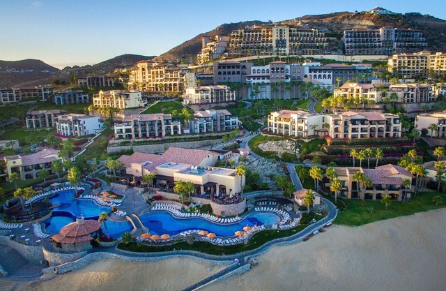 Beautiful STUDIO with Ocean View and PGA Golf Course Access