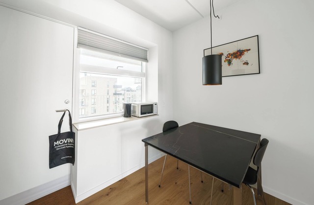 Beautiful studio w/balcony - 318