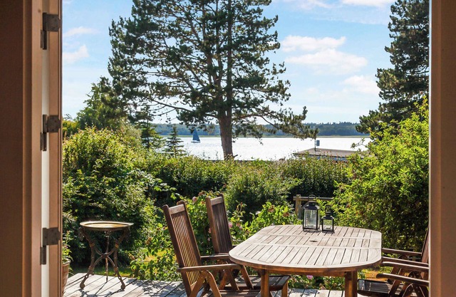 Beautiful summer house with a magnificent view