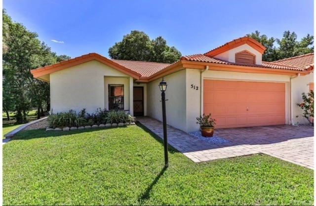 Beautiful Townhome - Sunny Getaway for Snowbirds - 3 month minimum rental