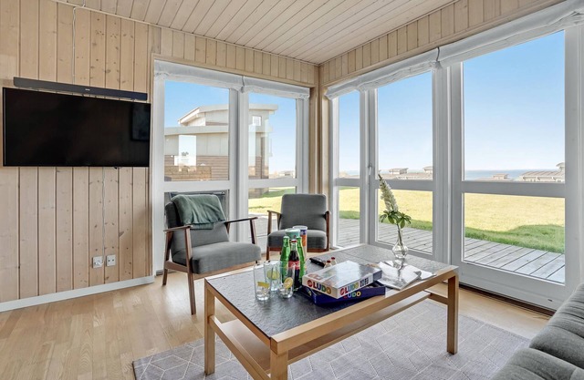 Beautiful vacation home on South Funen with a view of the sea.