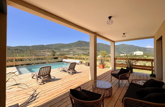 Beautiful! Villa Cerise south Ardèche Les Vans, private pool, superb view