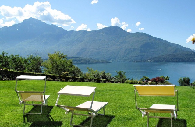 Beautiful villa for 4 guests with A/C, WIFI, hot tub, TV, terrace and pets allowed