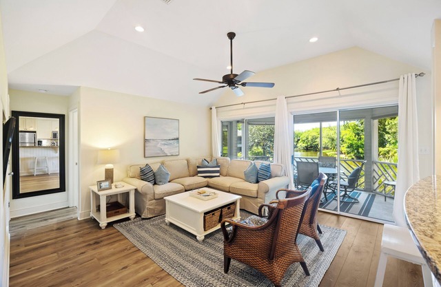 Beautiful Villa, Popular Location in Gated Kiawah Golf Resort!