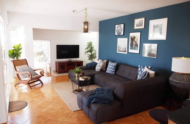 Beautiful Villa with private heated Pool and Ocean View near Beach
