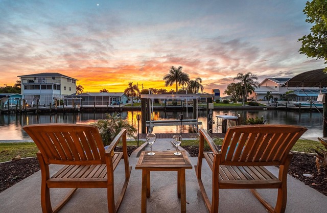 Beautiful Water Views, Tropical Sunsets, Gulf Access - Villa Island Escape - Roelens Vacations