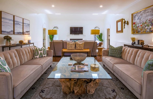 Beautifully Furnished & Renovated Beach Home w/Large Living Room, Den & Back Deck!
