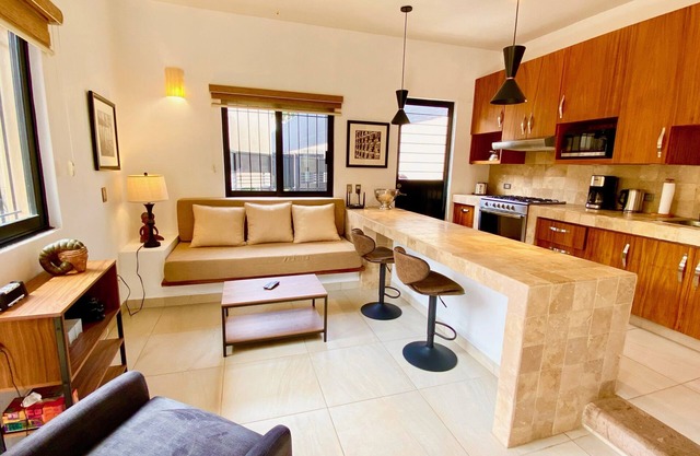 Beautifully Renovated 1 Bedroom Guest House in Ajijic - Walk to Everything