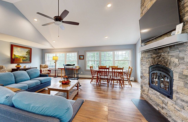 Beautifully renovated centrally located lake house w/views