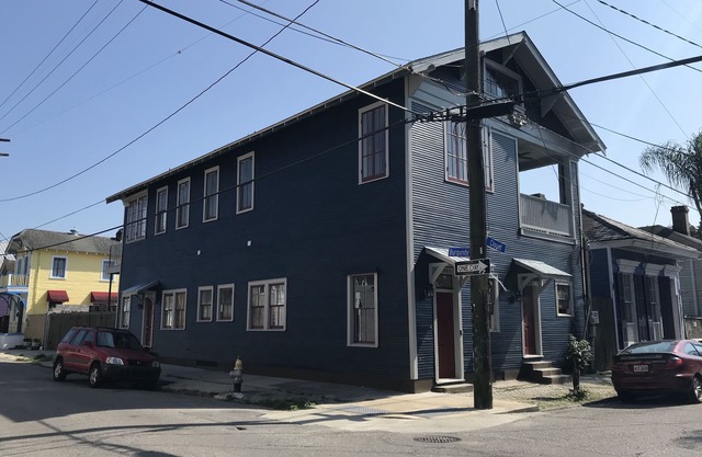Beautifully Restored Mid Century Arts and Craftsman Apartment - Historic Bywater