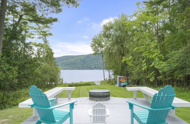 Beauty and Seclusion on Unspoiled Northern Lake George Awaits You!