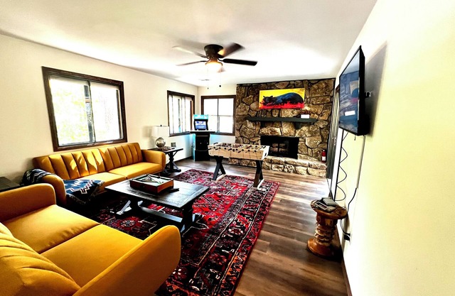 Beauty, Charm & Adventure! Stay Minutes from Pulpit Rock .Putt Golf & Fire Pit