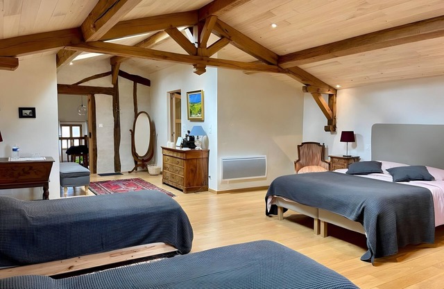Bed and Breakfast 'Lukugaraia' with Mountain View, Private Garden and Wi-Fi