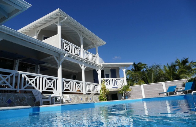 Bed and Breakfast with a panoramic view of the Caribbean Sea