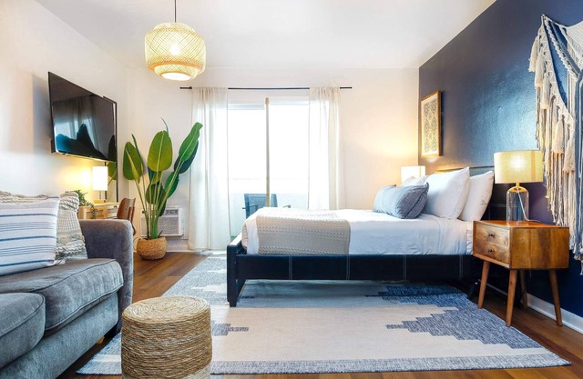 Bella Vista, Marina Views on the Bay, Cozy