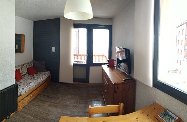 Belle plagne, at the foot of the slopes, divisible studio, S/O balcony, Saturday/Saturday rental