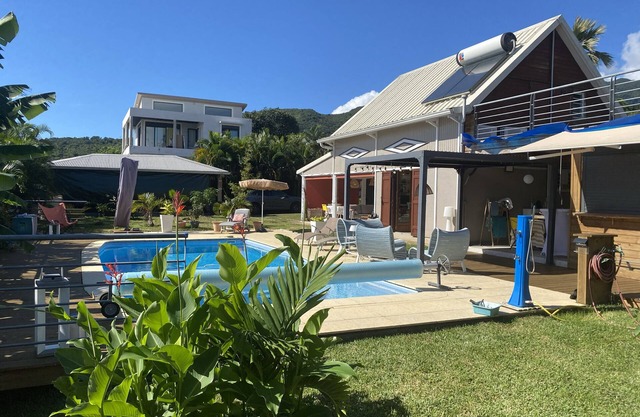 Belle Villa Avec Piscine + Bungalow