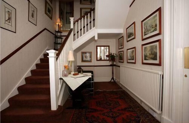 Bellevue Guest House