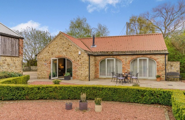 Bells Barn - Two Bedroom House, Sleeps 4
