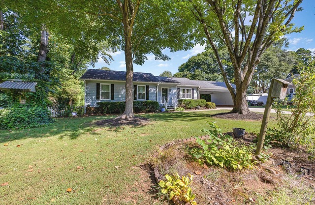 Belmont Bliss: 3BR Home with AC