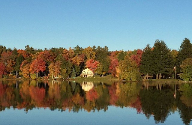 Berkshires Private Large Lakefront Home On Robin Hood Lake
