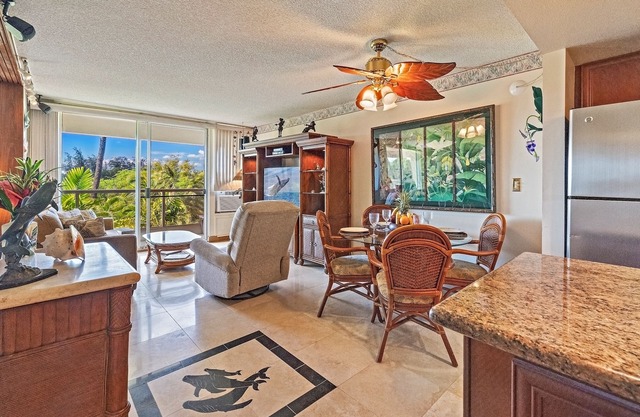 BEST BUILDING G305 1bdr 2bths OCEAN, POOL VIEWS, ENLARGED LANAI 1min Walk beach